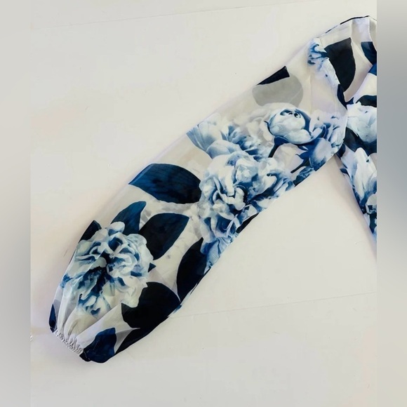 Show Me Your Mumu White with Blue Floral Print Long Sleeve Jamie Tunic size XS - Picture 7 of 9